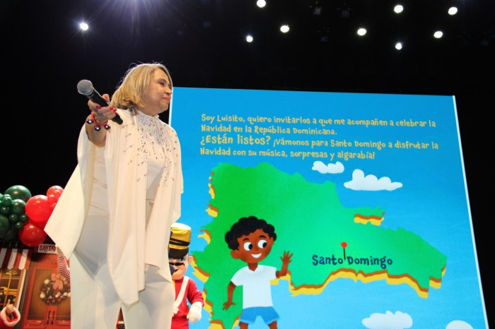 Elizabeth Balaguer lee su cuento