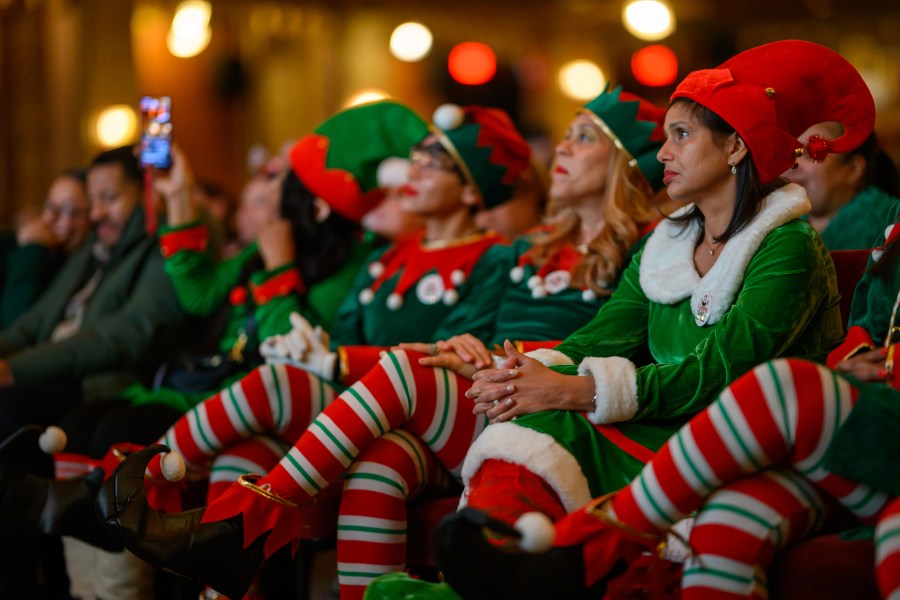 Las Duendes de Santa, voluntarias del evento